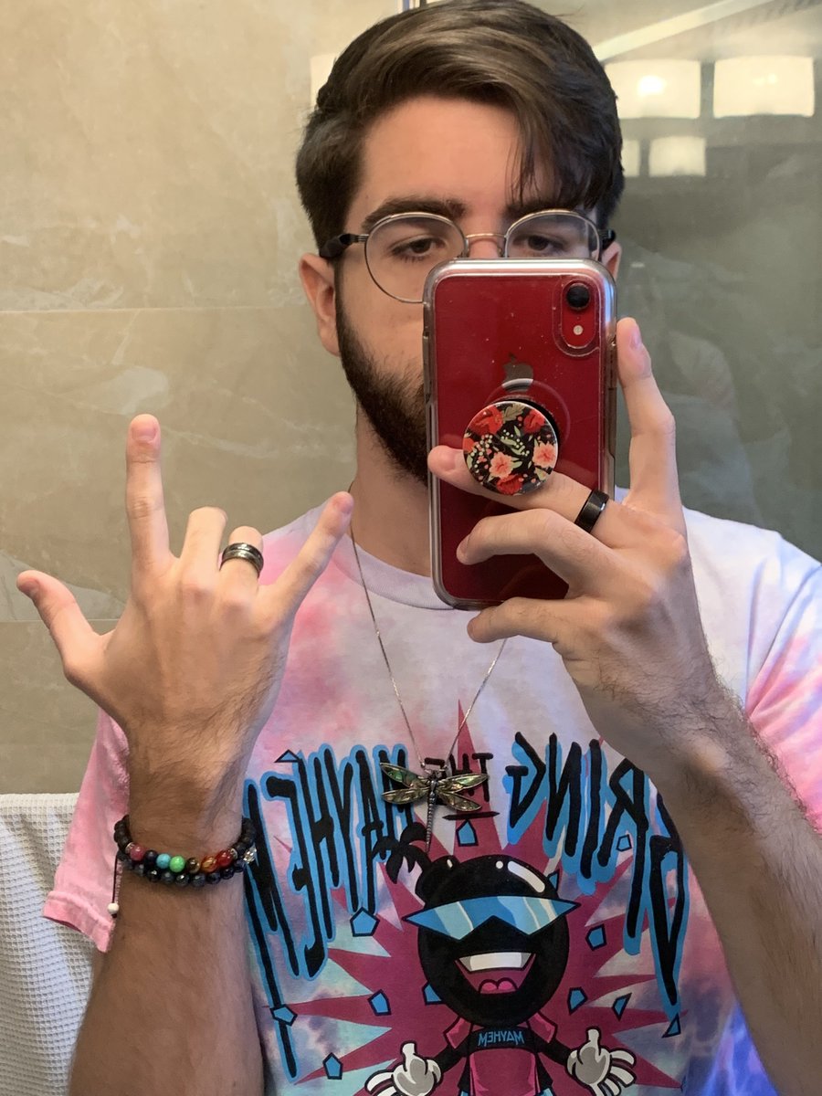 Maktackle tweet media