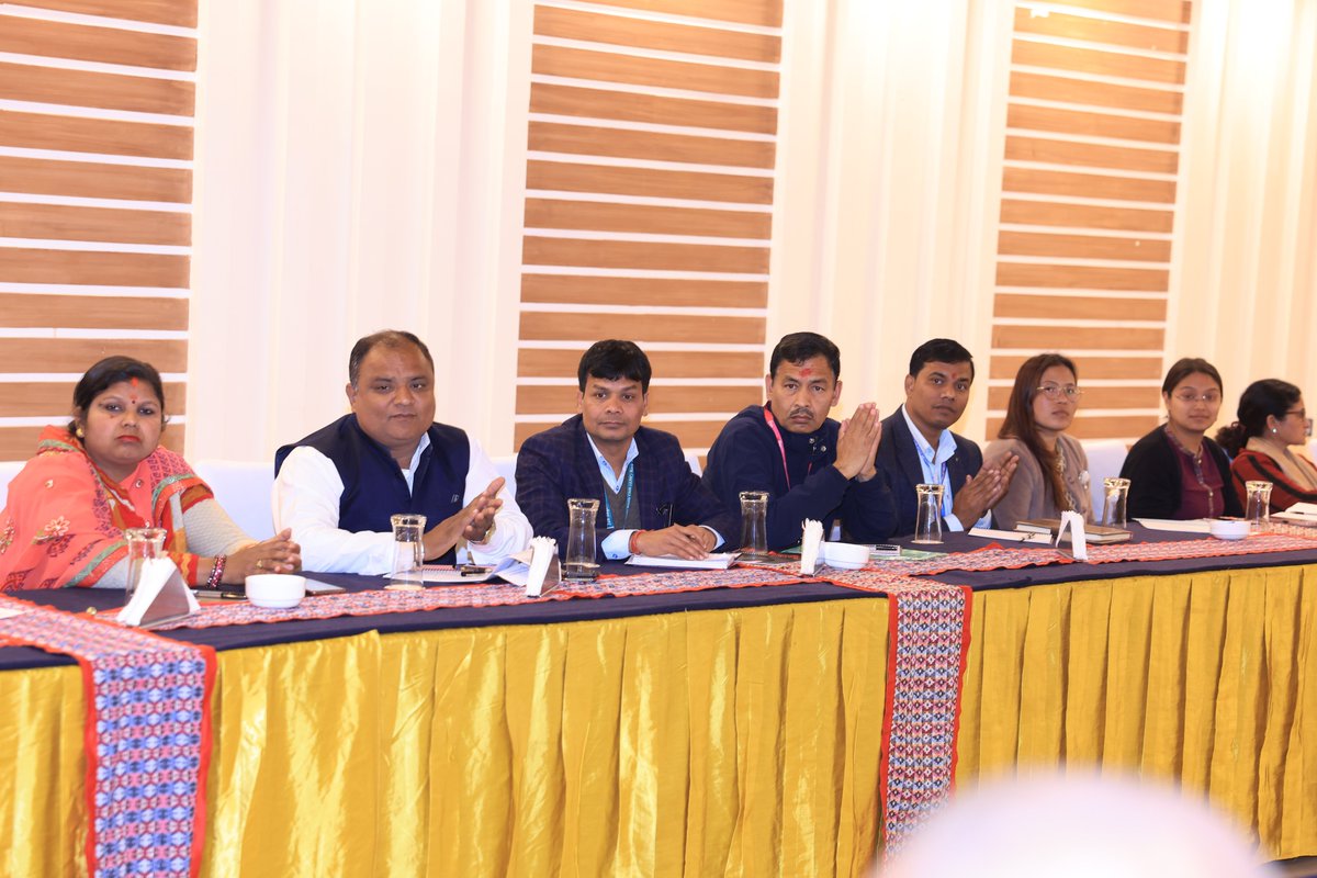 unicef_nepal's tweet image. Ensuring #QualityEducation &amp;amp; #LearningContinuity under the new #SchoolEducationSectorPlan (SESP)

@EUinNepal, @FinlandinNepal &amp;amp; UNICEF representatives interact with Nepal Govt officials on initiation &amp;amp; contextualization of #SESP during the #EUFinlandUNICEFJointMission to Madhesh.