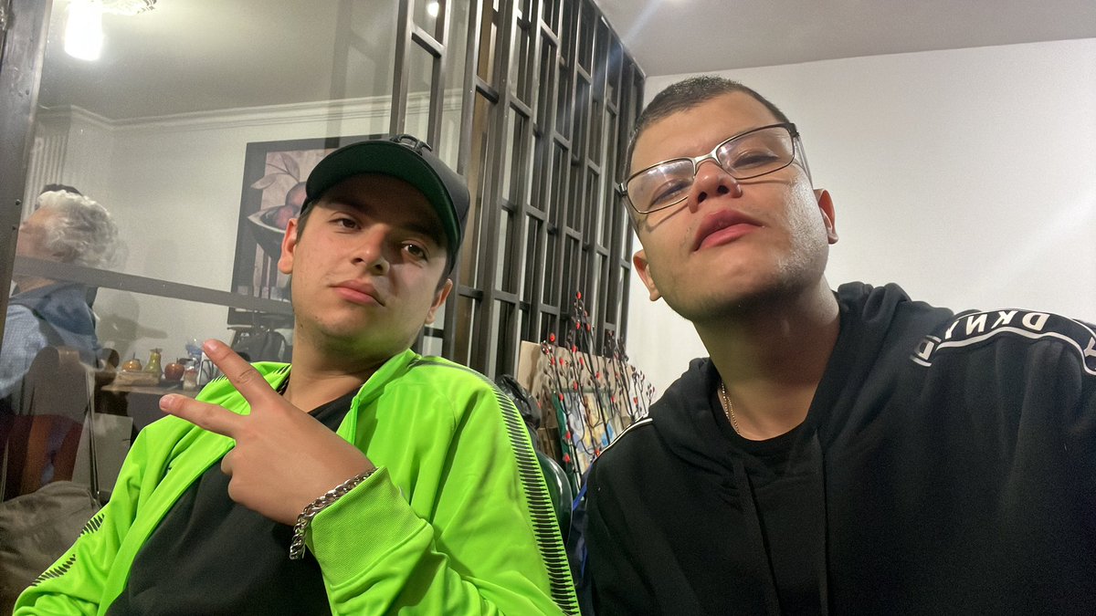 Dos hombres que se han perdido los 3 goles de tomas ángel en nacional <a href="/Argentoya/">Moutoya</a>