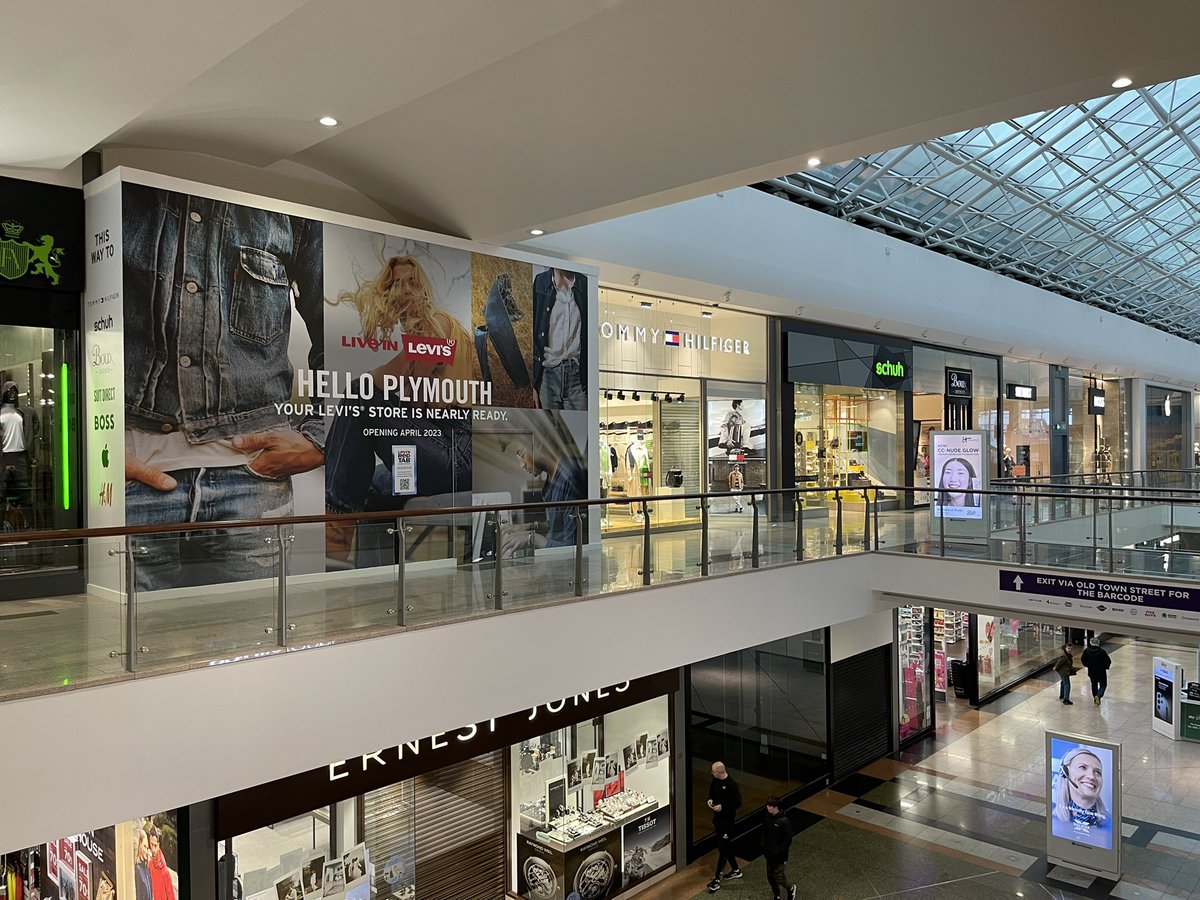 Another great addition to <a href="/drakecircusplym/">drake circus</a> #Levi <a href="/PressSteveH/">Steve Hughes</a> <a href="/DestinationPlym/">Destination Plymouth</a>