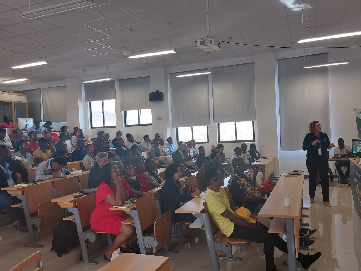 ICBAAgriculture's tweet image. Senior government officials, representatives of international research &amp;amp; development organizations, scientists, &amp;amp; experts from around the world convened in Praia, Cabo Verde, on 7-10 February 2023 at the 2nd forum of the Global Framework on Water Scarcity in Agriculture (#WASAG).