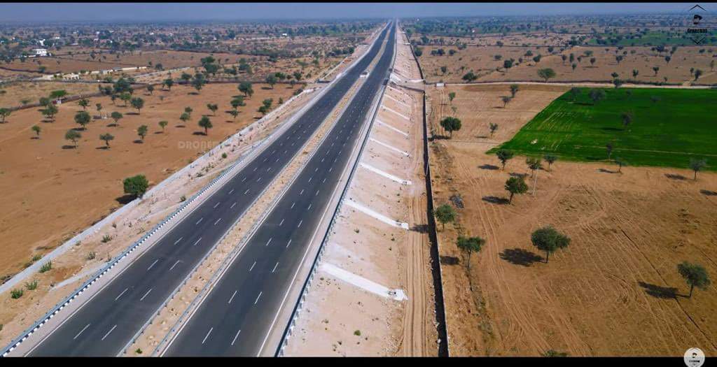 BuntyGandhi2's tweet image. “ગતિશીલ ગુજરાત., ગતિશીલ ભારત.”

વિકાસના વાહક સમા અમૃત સર - જામનગર એક્સપ્રેસ વેની ભવ્ય તસવીરો.. 

#NayaBharat 🇮🇳
#PragatiPath 
#VikasPath
@narendramodi 
@Bhupendrapbjp
@crpaatil 
@sangita_patil_mla_