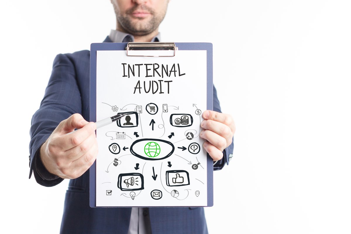 ¿La visibilidad de tu sitio web no es el esperado? 
Llámanos y te haremos una #AuditoríaSEO gratis y en un plazo máximo de 7 dias tendrás los resultados. ¡A qué esperas!
👉 isolated.es/auditoria-seo/