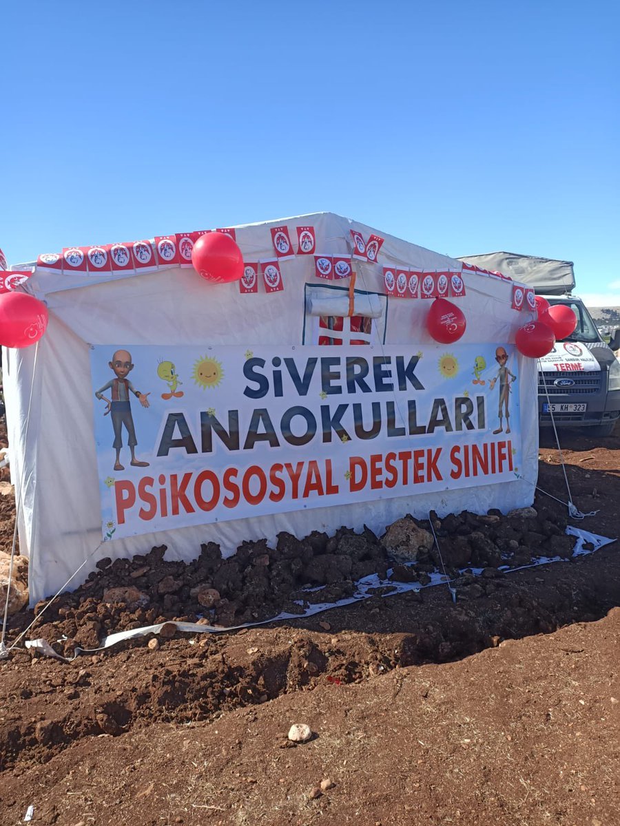 nevzatcicek's tweet photo. Adıyaman’a şuan en çok ihtiyaç duyduğumuz alanlar
Her çadırkentin yanında her konteynırkentin yanında muhakkak olmalı dediğimiz
Depremin ilk günü Siverek olmasaydı gerçek Adıyaman yanmıştı https://t.co/fpRDajxD42
