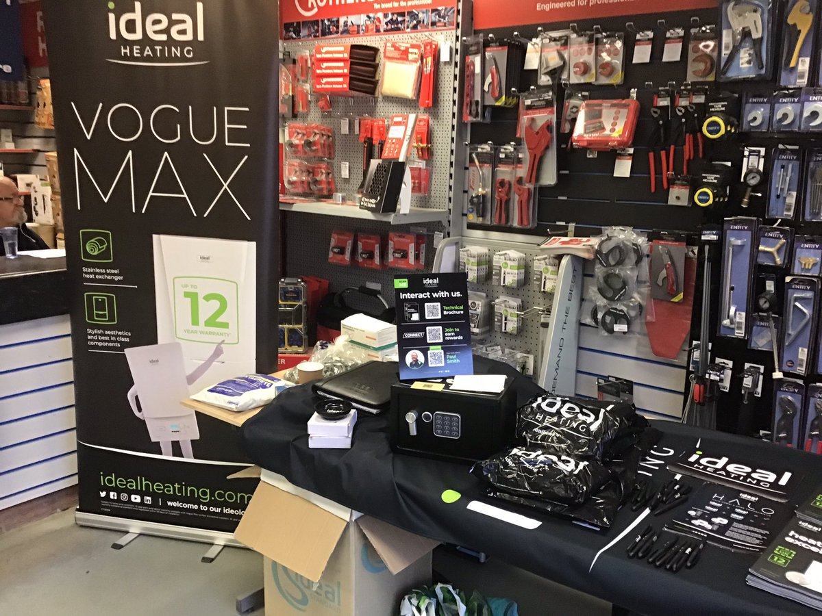 Paulsmithideal's tweet image. Today Friday 17th Feb my ideal Heating Installer tour rakes me to Willbond West Bridgford Notts 8am-11.00am call in &amp;amp; pick up some merch, have a gop at cracking the safe code you could be a winner. @idealheating @WillbondWorld #Logicmax #Voguemax