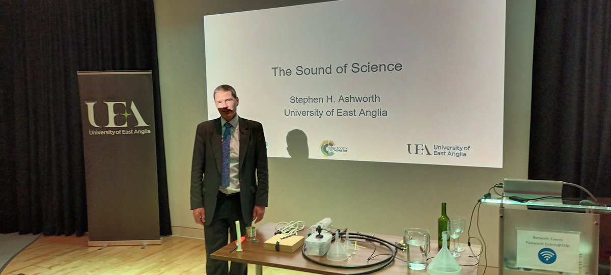 No #KitchenChemistry this time. Yesterday was all about physics, and in this case the physics behind musical instruments at Norwich Science Festival #NSF2023. 

@uniofeastanglia @UEA_Chemistry @NorwichSciFest