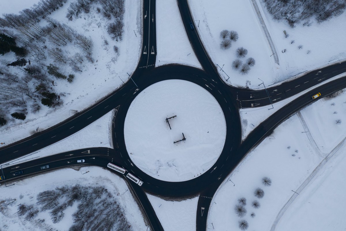 ppliitto's tweet photo. Väyläviraston investointiohjelma jättää täysin huomioimatta pohjoisen Suomen asukkaiden ja elinkeinoelämän tarpeet. Pohjois-Suomessa elinkeinoelämän investointien tulee näkyä aivan toisella painoarvolla. 

Lue kannanotto ➡️ https://t.co/uECOhoLiO8 https://t.co/qvlYo31QK6