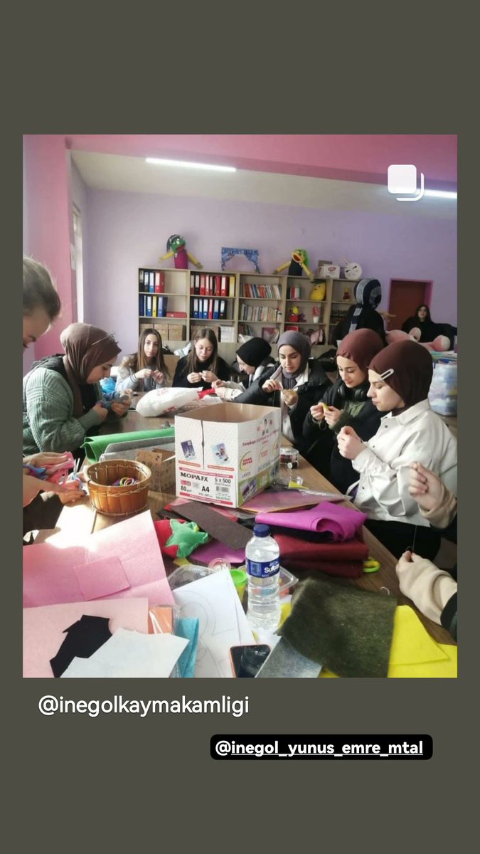 emre_mtal's tweet photo. İl Müdürlüğümüz ve Valilğimiz tarafından yürütülen oyuncak kampanyasına atölyelerimizde üretilen oyuncaklarla desteğe devam.Çocuklar oyuncaklarla mutlu olsun. @bursailmem16 @serkangur_bursa @inegolilcemem @alidogrru @fatma_dd https://t.co/uVVlsi8EJ4