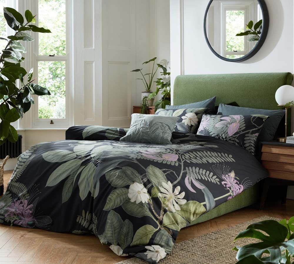 JonesAndTomlin's tweet image. Beautiful botanical bedding sets 🍃🌺

These leafy bed sheets were inspired by the enchanting Illustrations Collection at the Royal Botanic Gardens, Kew.

See the full bedding collection bit.ly/kew-bedding

#Botanical #BedSheets #BeddingCollection #BedSheetSet #BedroomDecor