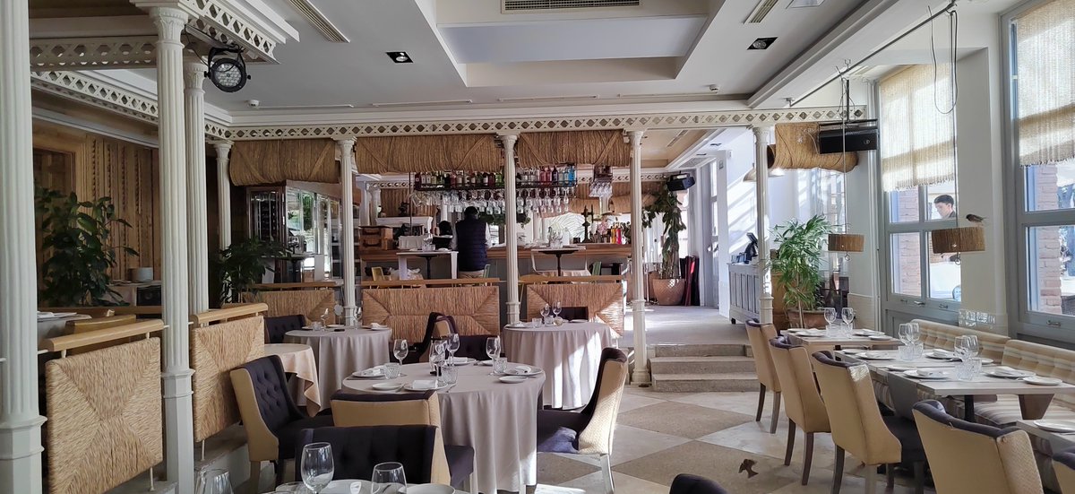 El Pabellón del Florida Park de Madrid, en el corazón del parque del Retiro, un lugar para disfrutar de la mejor gastronomía
vinosycaminos.com/texto-diario/m…
<a href="/BrandeliciousES/">Brandelicious España</a> @FloridaParkMAD