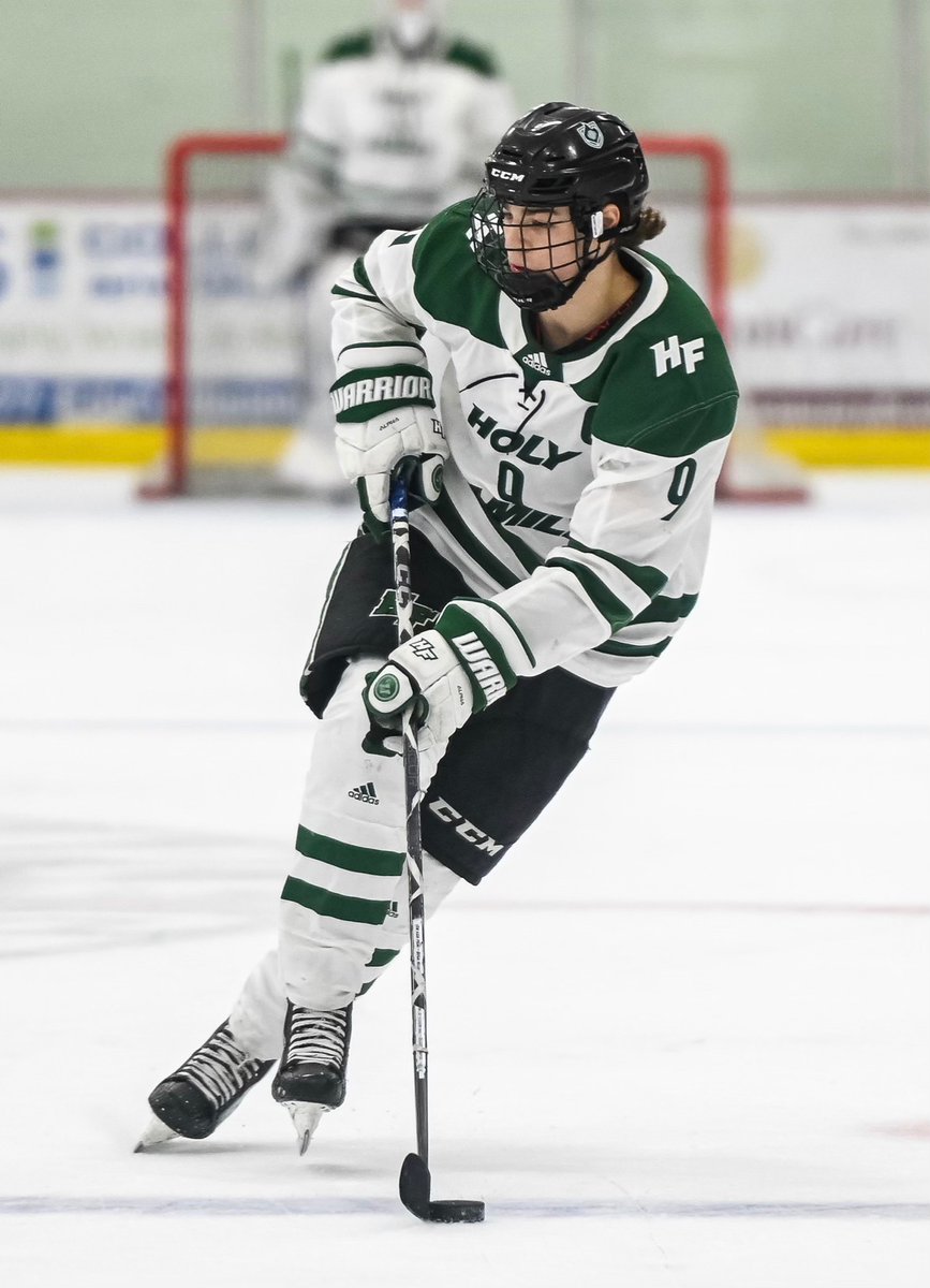 Congrats to BH’s Bennett Reinhard on his 15th win this season and to Parker Osborn notching points 61-64 this season - in a Holy Family win tonight. Great work boys…👍👊