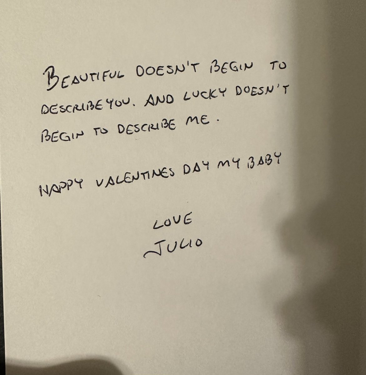 itsalbro's tweet photo. I know people are probably annoyed of me talking about my bf but how can i not brag about him when he writes me notes like this 🥹 I’ve never known such a peaceful, patient, kind, steady love. I’m the lucky one. https://t.co/i6jeWwsnD2