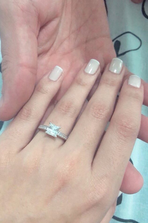 PaolaAnillos's tweet photo. Eres el Amor de Mi Vida 😍💞🇻🇪 Cuando ya no puedo más, voy a ti y encuentro paz. Un corazón que al estar cerca de mí, me enamora. JESÚS Bendice Nuestra Relación, pongo en tus manos Nuestro Hogar #AnillosPaola #ProyectoDeAmor https://t.co/t0qgq27RS0