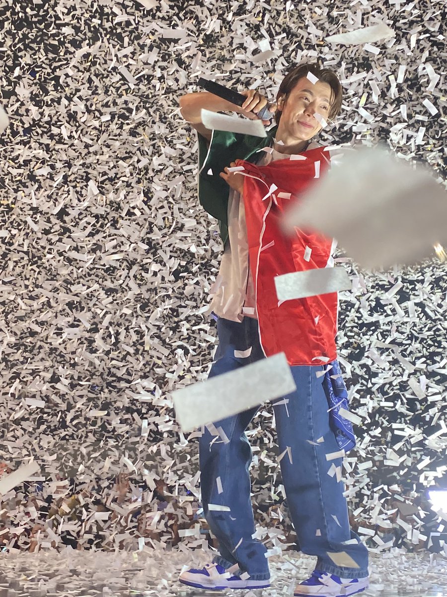 Only4Donghae_'s tweet photo. [PIC] (230214) #SS9inMexico Day 1 #Donghae ~ 💕✨
.
*Beautiful 
.
© @ElfMissCloud https://t.co/YODj3sN6vO