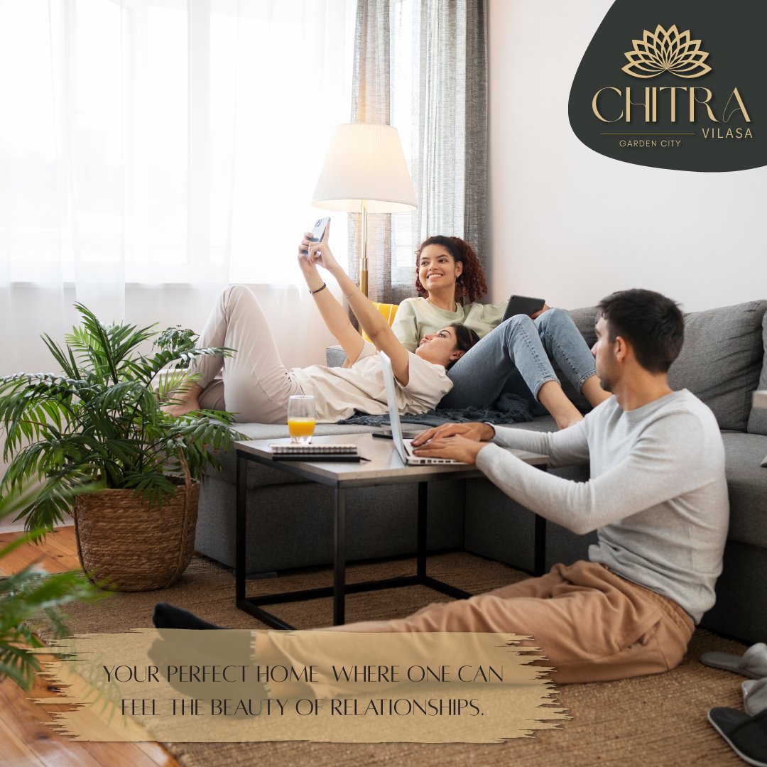 holdings_ak's tweet image. A home to your family where you can nurture your relations with love and care.

For Enquiries contact: 9989930003

#bestresidentialaprtmentinvizag #spaciousapartments #2bhk3bhkapartmentsinvizag #Chitravilasagardencity
#bestdeveloperinvizag #nature #envywear