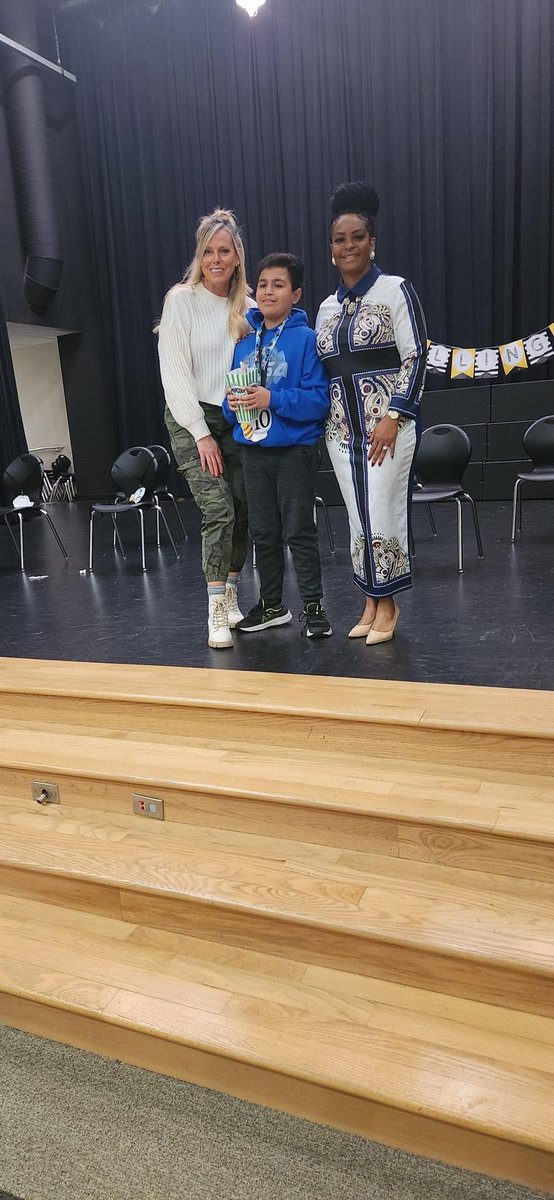 MarshallES_SISD's tweet image. Congratulations to our Bilingual Spelling Bee 🐝 winner Jose Luis! 👏👏👏

#watchusgrow
@SpringISD