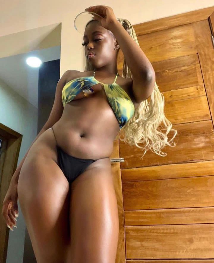 NextStep009's tweet photo. You want me for breakfast? 😍🍑😋💋 https://t.co/O55ntiG6aM
