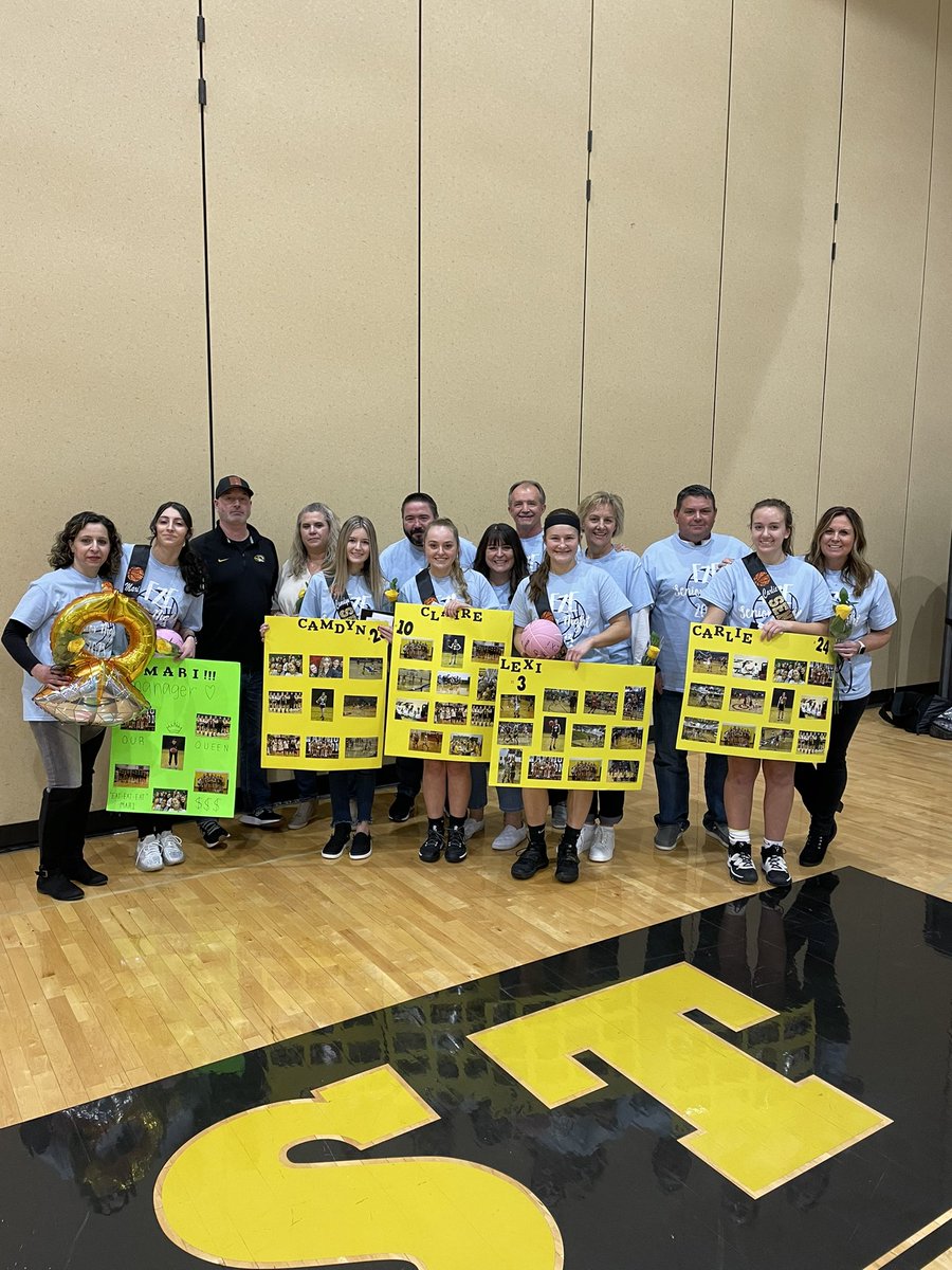 Senior Night &amp; winning the first conference championship… what a night!!! Thank you to our seniors and all they have done for this program these last 4 years!  #EASTSIDE <a href="/ZumEastHigh/">Zumwalt East</a>