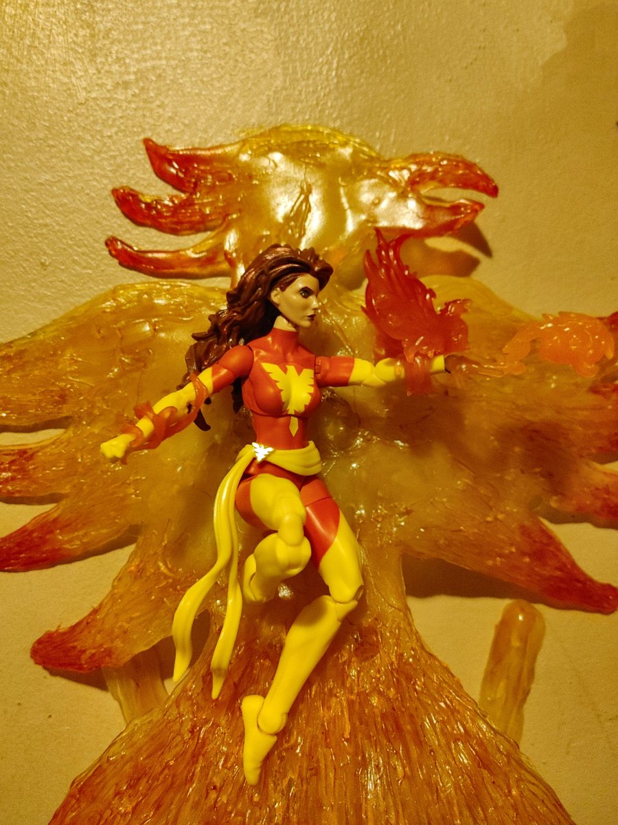 @toypixx Now Dark Phoenix with the Juggernaut wave Phoenix head!  Stand my own splashed with glow-in-the-dark paint. #retrocard #MarvelLegends