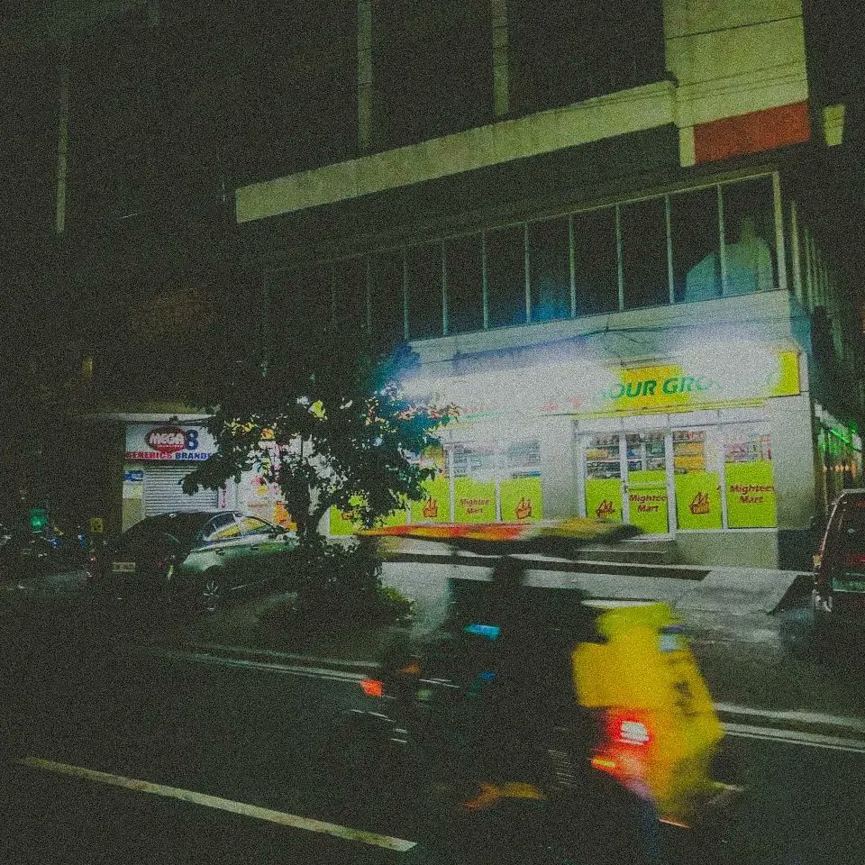 Neryologist's tweet photo. Midnight Lightroom things.
02-17-2023 https://t.co/t30H0CW8rI
