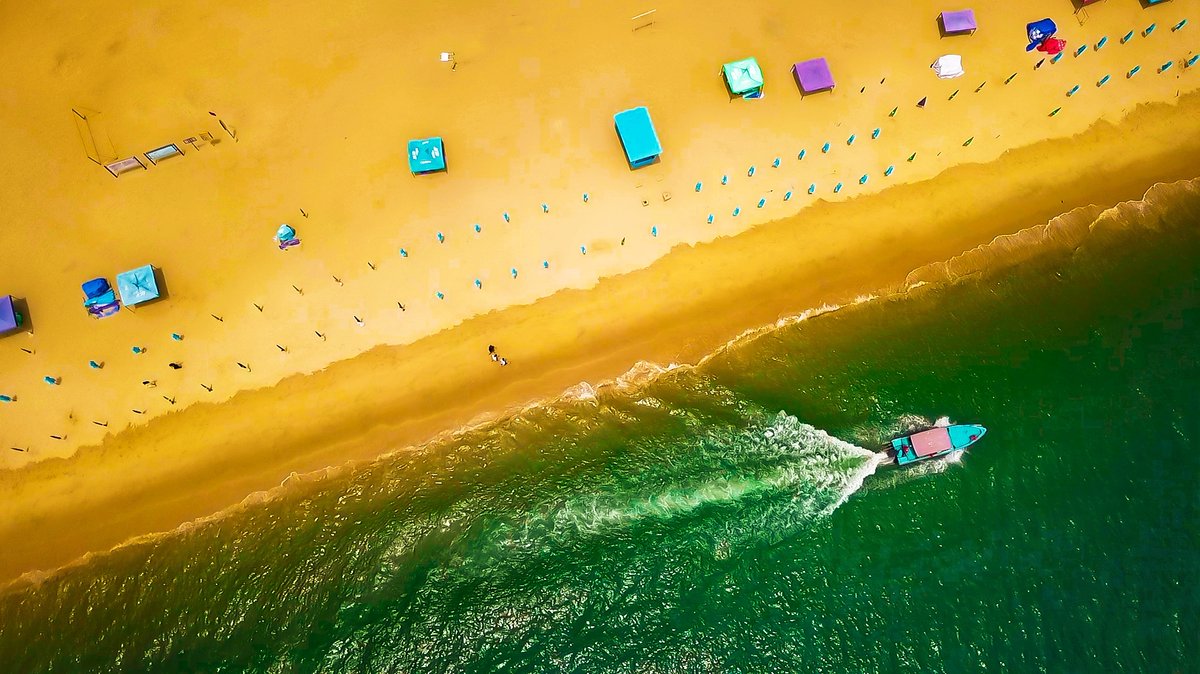 Summer heat is just round the corner #dronepic #dji #beachlife #makeithappen