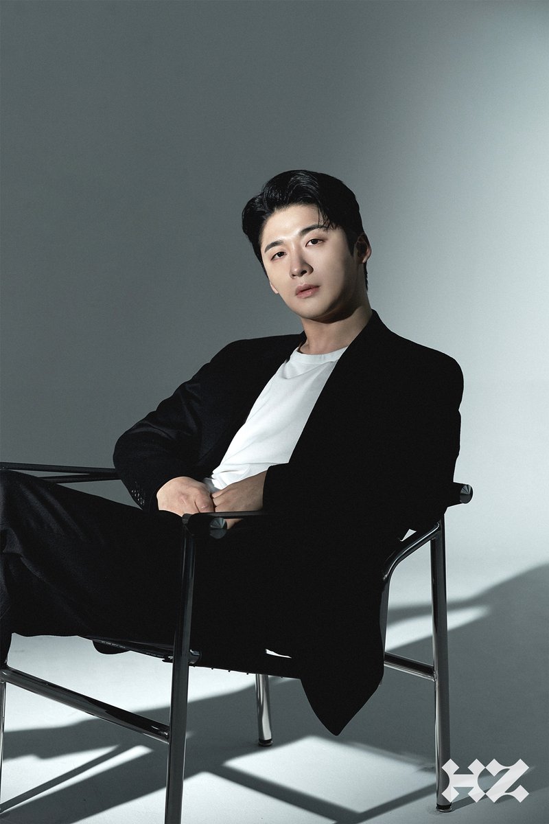 highziumstudio's tweet photo. [#권승우] #NEWS
배우 권승우, 댄디+화사한 프로필 화보 공개
🔗 https://t.co/CJn1DMhUSJ

#KWONSEUNGWOO #하이지음스튜디오 #HighZiumstudio #하이하이 #Hi_High https://t.co/th6HZzaX8h