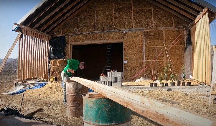 UNDPGeorgia's tweet photo. Vox pop in Tbilisi reveals that Georgians see #EnergyEfficiency as essential, expensive, hard-to-understand or government-related. But some make it part of their lives &amp; build energy-efficient homes.

#ClimateMagazine
👁 https://t.co/Xl2adJZ5vh

@EuronewsGeorgia @SwedeninGE https://t.co/6VJbZqDSyE