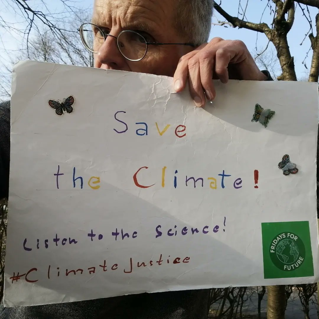 endelstamberg's tweet image. #ClimateStrike Week 177
#FightFor1Point5 Week 113

The truth is, that we are in a climate emergency and we must act now!
❤️☮️🌍🌏🌎🌳🌱🌿🌺🌼🏵️🌻🌞🦋

#ClimateStrikeOnline #NetzStreikFuersKlima  #FridaysForFuture #ListenToTheScience #EndClimateImperialism #luetzibleibt #twiff