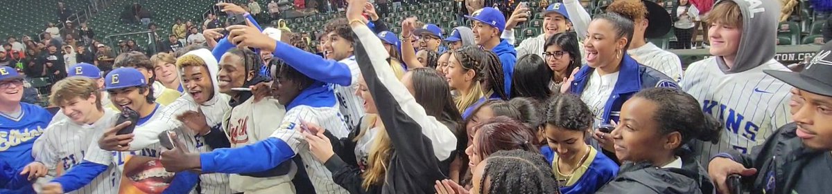 ElkinsKnights's tweet photo. @ElkinsKnights and @knight_softball at the Travis Scott Cactus Jack Celebrity Softball Game tonight! #swordsup to EHS Alumni @trvisXX, Ms. Wanda and @CFlores012 @EHS_Knightswire @CwardElkinsHS @brentschmidt15 https://t.co/3gHxEbWFFx
