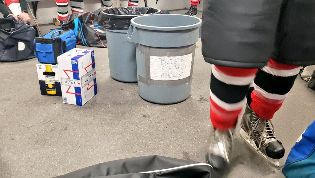 drMediaPro's tweet image. Game 15 of 2023. Last regular szn game for the #SAHL... playoff time!