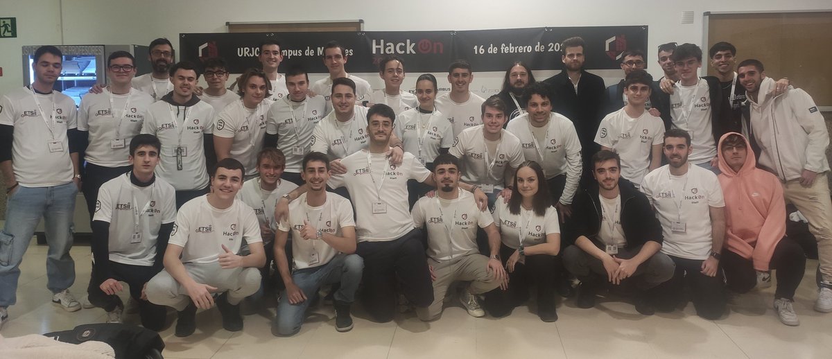 isaac_lozano_97's tweet image. Gran evento ayer, con gente que le da mucho cariño a la @HackOnURJC. Siempre con profesionales del área y este año mucho son antiguos alumnos de la @etsii_urjc @urjc.

Enhorabuena a todo el equipo por la organización.
#Hackon2023