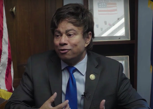 'In Conversation with Rep. Shri Thanedar. '
Shri Thanedar, US, House of Representatives, in Conversation with New India Abroad
Visit us :- newindiaabroad.net/podcast/politi…

#newsupdateindia #india #news #news #newindiaabroad #us #conversion #podcast