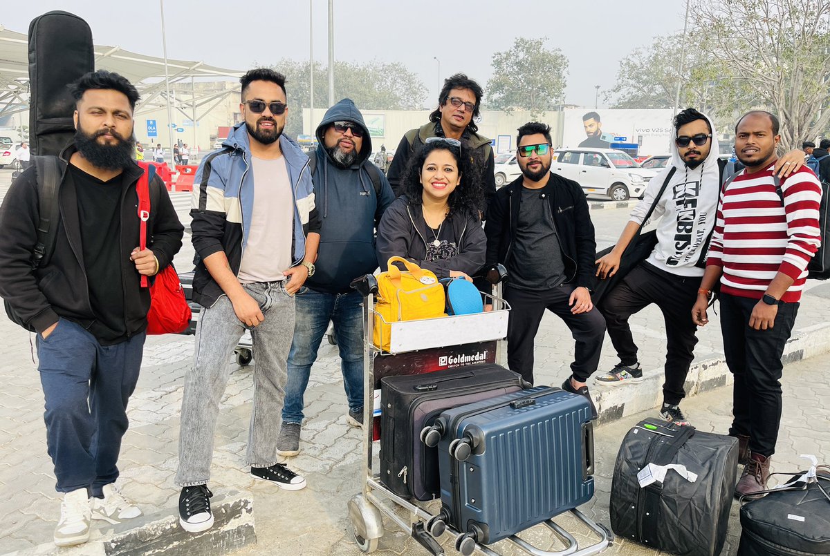 Hello Delhi NCR here we come... Hoping to see you all tonight at the 16th edition of @neiftghy , at Moti Bagh Club, Chanakyapuri. Will play at 6pm, so do come❤️
.
.
#giglife #newdelhi #ncr #celebratingnortheast #neift #zbandlive #zubleebaruah #zbcurls #love #myworld #tmexclusive