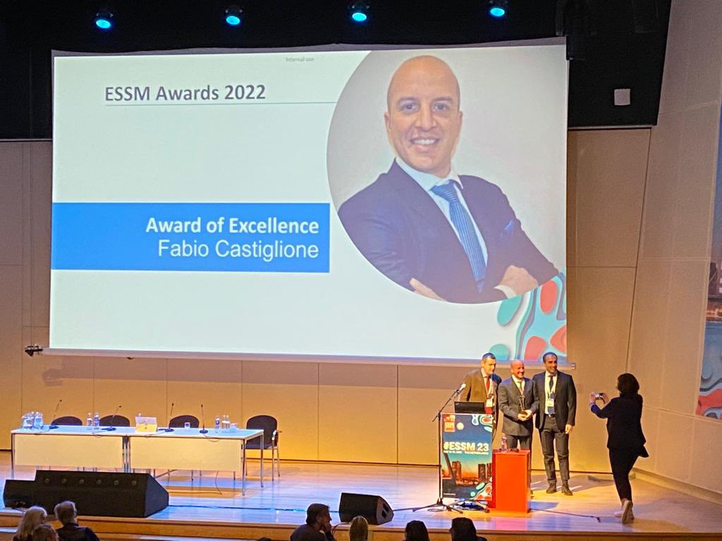 #ESSM23 @kingsandrology @Urology_KCH HONORED TO BE awarded with the ESSM excellence award ! thanks to all my friends who supported me and to @Urology_KCH ! @omeronurcakir