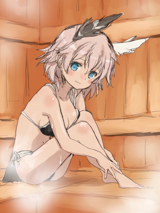 ユナフロで珍しくメモカ(サウナマルセイユ)が引けてたので、ゲームにはでてこないマルセイユの相棒ライーサ・ペットゲン少尉 in サウナ #w_witch 