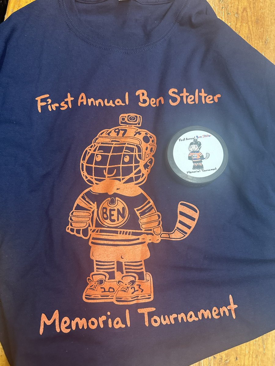 Pretending to be a hockey player this weekend 🥲 <a href="/BenStelterFund/">Ben Stelter Foundation</a>