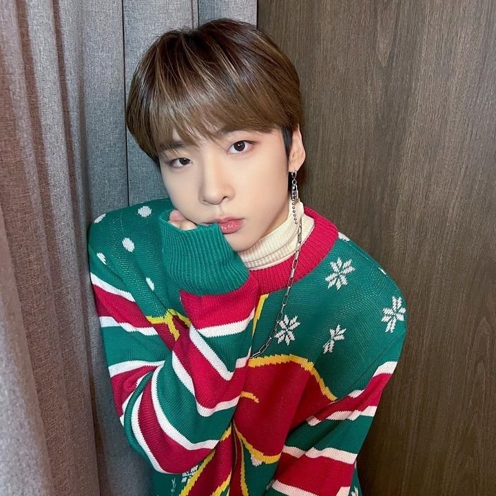 hourlyseongjun's tweet photo. #캐슬제이 #Castle_J #엠씨엔디 #MCND 
@McndOfficial_ https://t.co/FnNDw04mt4