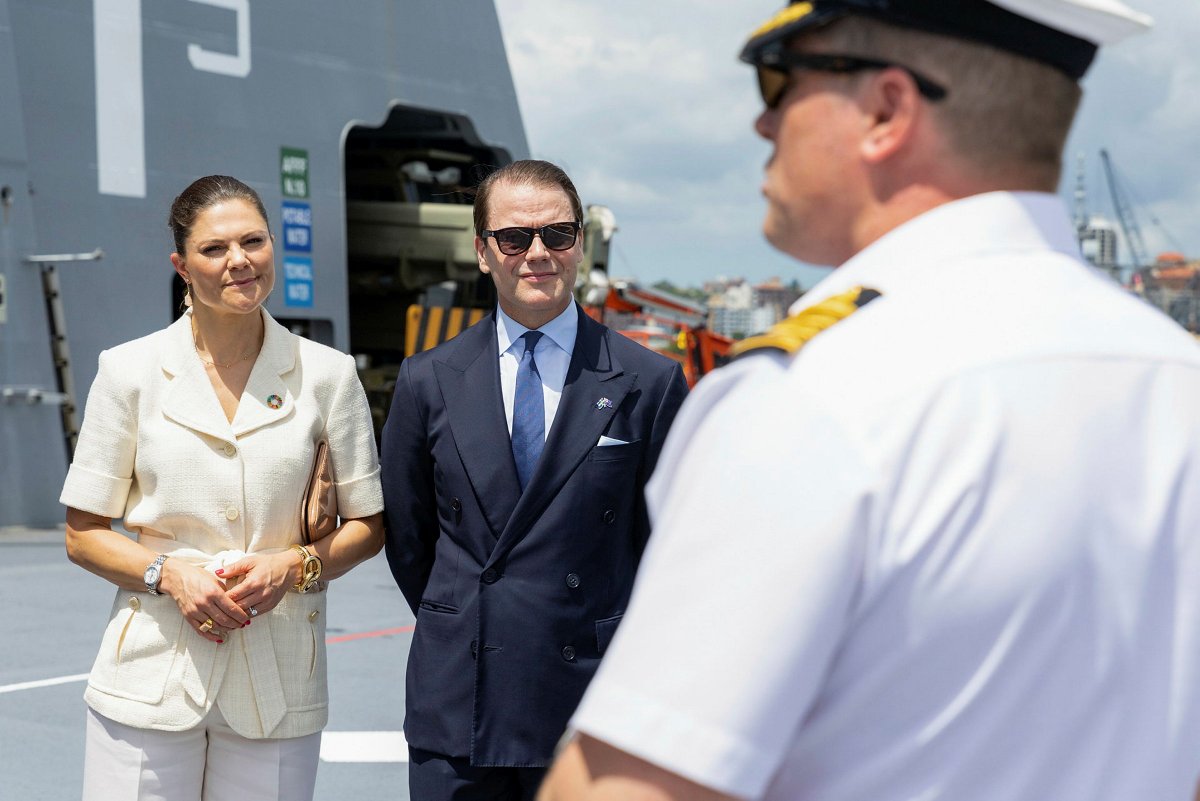 Commander Australian Fleet tweet media