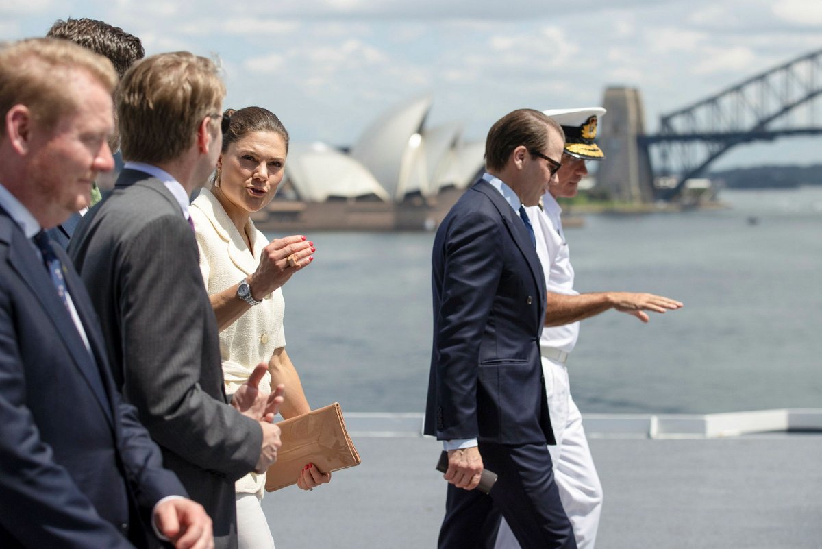 Commander Australian Fleet tweet media