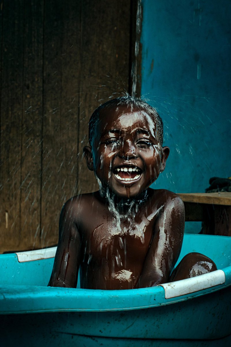 Ariostories's tweet photo. //The Beauty of Childhood//
The beauty of Childhood  has always been that 'privilege' to live out every chance to be a child. The innocence that comes with trying everything and anything irrespective of the risk and dangers it occasions sets them out as little warriors. https://t.co/2PA5Y7QhPg