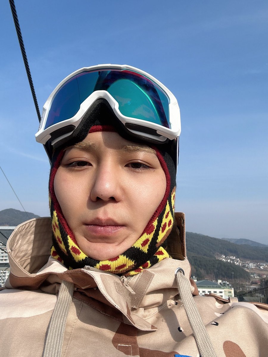 [ 230217 MINO UPDATE📷 ]
🐻 : Board man
#송민호 #MINO <a href="/official_mino_/">official_mino_</a>