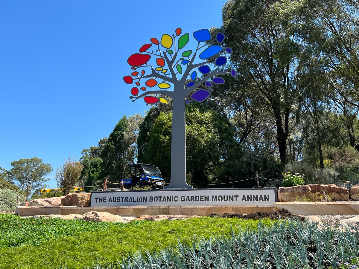 Happy #SydneyWorldPride!🌈✨  

The iconic sculpture near the Connections Garden has been transformed into a rainbow for the next 17 days for this momentous time in history. Come down this weekend and see it for yourself!