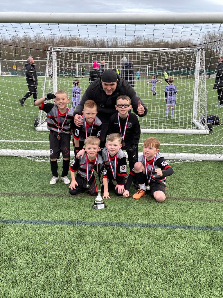KTFCU7S's tweet photo. The boys did great yesterday winning the North West Premier Cup organised by @Staceysavage84. Brilliant competition with every team guaranteed a semi final with 4 different trophies to win 🏆 👏 https://t.co/Xc4HHd0ALA