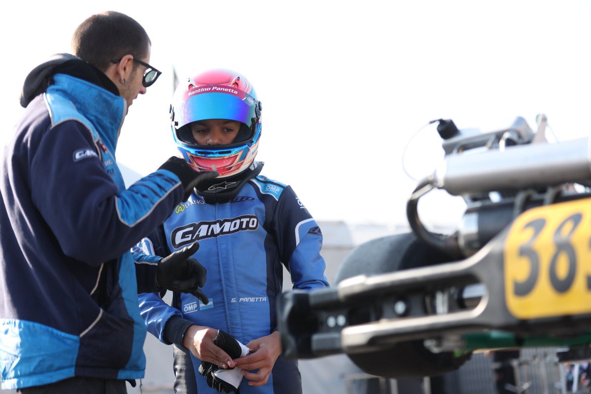 Corazondef1's tweet photo. #WSK #SuperMasterSeries 🇮🇹

Un día intenso e importante espera al “Guapo” de Campana, Santino Panetta en Franciacorta , entrenamiento 4.20 y desde las 6.20 clasifica para las mangas, la clave y el rumbo del fin de semana está acá . 

📸 @Fotocar13 https://t.co/FCDINM53N9