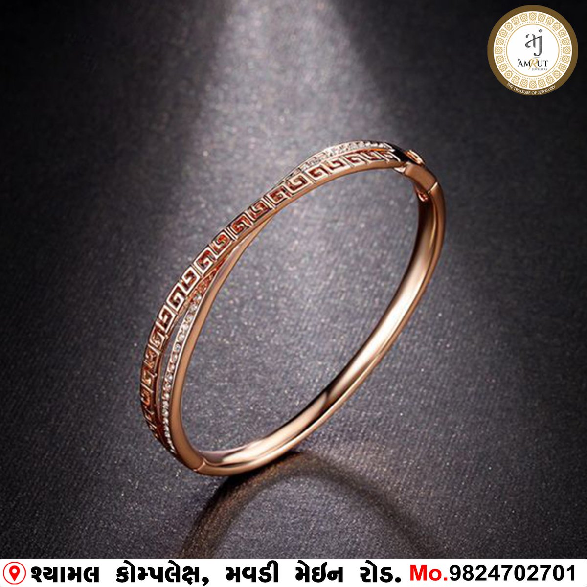 AmrutJewelers's tweet photo. Dreamy, delicate bracelets crafted with love
Presenting an exclusive collection of Bracelets
#amrut #amrutjewellers #ornaments #jewelleries #jewells #accessories #bracelet #braceletoftheday #bangles #banglebracelet #goldbangles #diamondbangles #bestbangles #rajkot #Gujarat https://t.co/yOb8ySvAZT