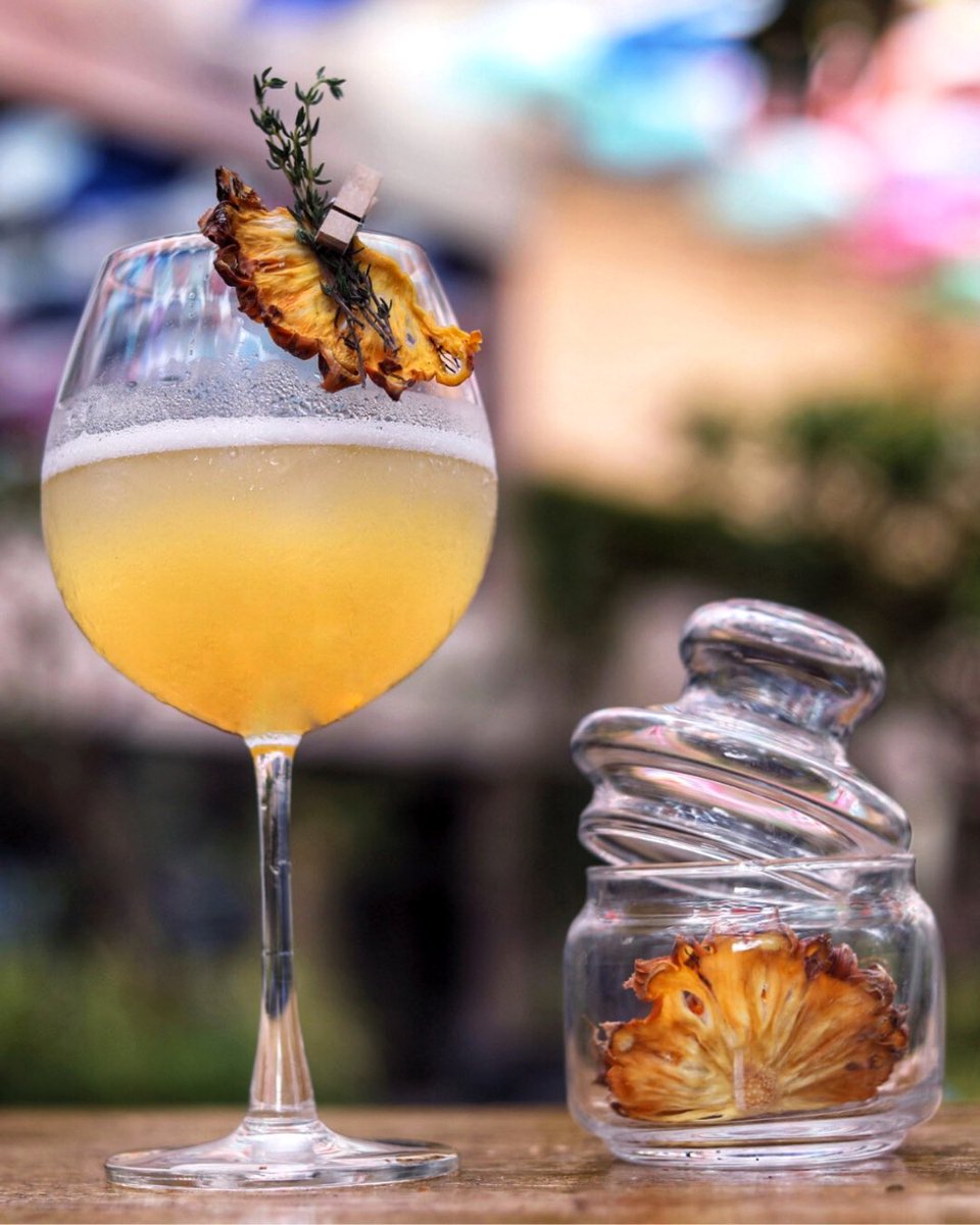 HyattCentricGoa's tweet photo. Liquid therapy at Grok! 🍹

Drop by to try the best of locally inspired cocktails. 

#GrokGoa https://t.co/B9ZRxRRISw