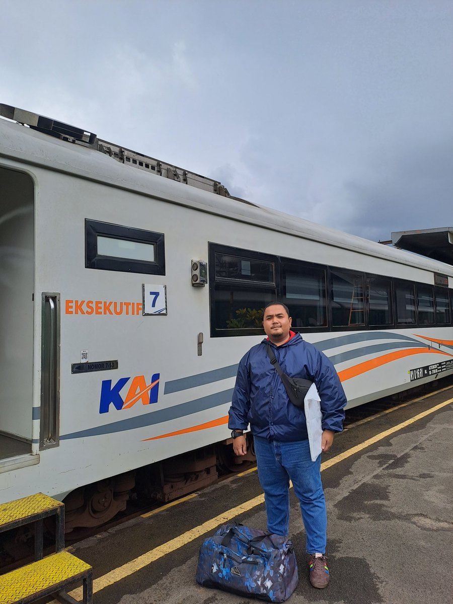 joshuanade's tweet photo. Titik terakhir menuju magetan, boleh menjadi titik akhir tapi bukan berarti akhir dari semua kepedulian di bidang yng sudah Tuhan berikan.
Humanity above All
#usuttuntastragedikanjuruhan

Sampai ketemu di Magetan 🙏🏻 https://t.co/p5JJcALIa7