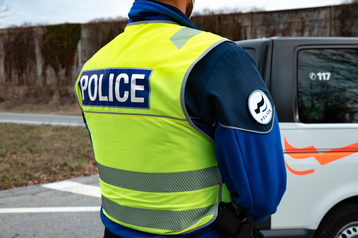 🎭🚫 Ab heute werden Karnevals in verschiedenen Teilen des Kantons zu Verkehrsbehinderungen führen. Wir empfehlen Ihnen, die Sektoren mit dem Auto zu meiden und die öffentlichen Verkehrsmittel zu bevorzugen.

ℹ️ Alle Infos  : gazette-fribourg.ch/Actualites/202…