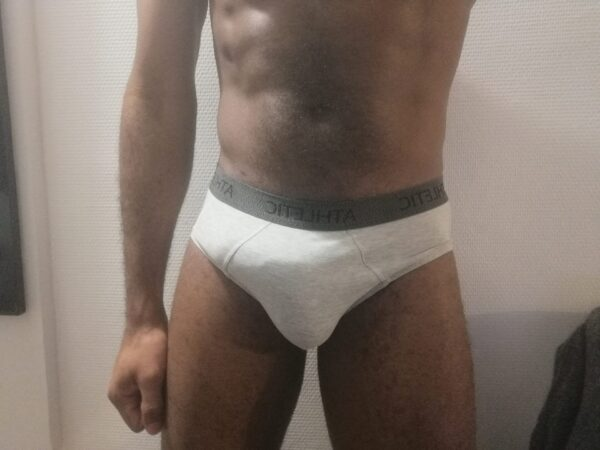 😮🤤😏☺️
kiffeurs.fr/shop/slip-male…