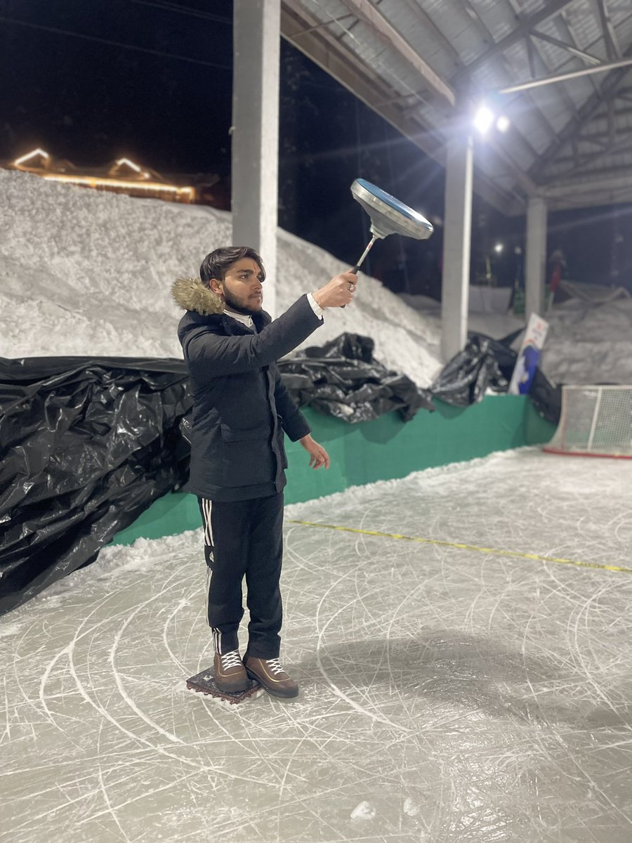 GAURAV_IceStock's tweet photo. ICESTOCK_Sports❤️🏅#KheloIndiaWinterGames @kheloindia @OfficeOfLGJandK @JKSportsCouncil @ianuragthakur @nuzhatjehangir @DelhiIce @Hema_IceStock @IndianOlympians https://t.co/bCu1JT8uyw